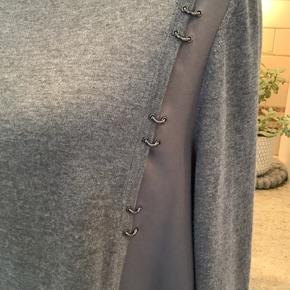 St. John Charcoal Wool & Silk Sweater Top Size LG Tunic Asymmetrical - Picture 3 of 12